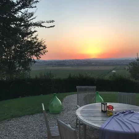 Tuscan For 6 People, Ideally Located Holiday home Cortona